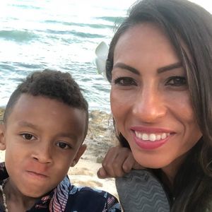 Meet your Posher, Isis